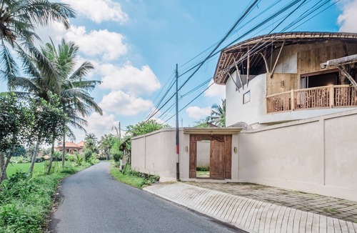 Kutuh Kaja Villa | 2 Bedroom Unique Villa in Ubud 7 minutes to Art Market Ubud