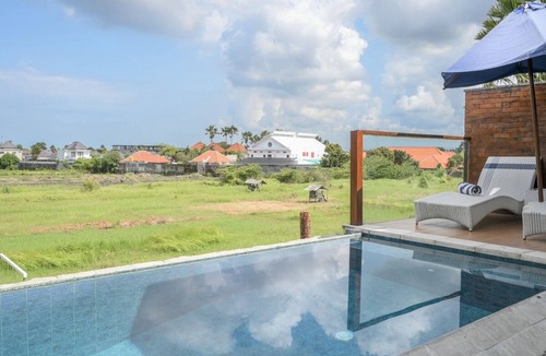 Batubelig Villa | 2 Bedroom Villa in Central Seminyak/Batu Belig