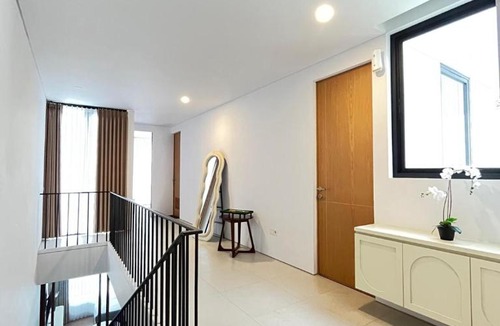 Ciburial Villa | 2br pivate pool,karoke & view asri-Villa RBI Dago