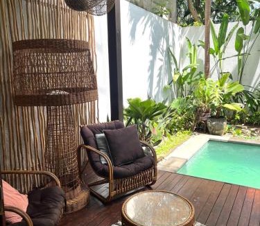 Cemagi Villa | 3 Minutes Walk to Cemagi Beach - Ombak Luxury Residence