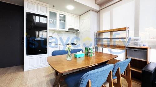 Batam Apartment | 3BR One Residence 1AL 2 Level with Stair Sea and City View