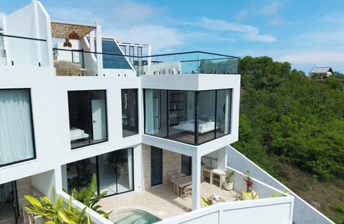 Kutuh Villa | 3BR Private Pool Villa in Nusa Dua Near Pandawa Beach