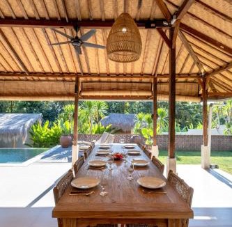 Uluwatu Villa | 3BR Villa Joglo Catalina - Family Gataway - Heart of Uluwatu