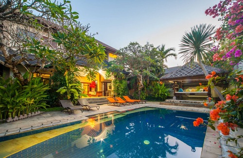 Nakula Villa | 4 BR villa borders Legian and Seminyak