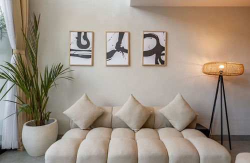 Berawa Villa | 4 mins to beach/Finns/Atlas - New LUXE Pool Loft
