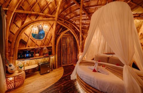 Selat Villa | Adi's Bamboo House Sidemen - NYAN BALI