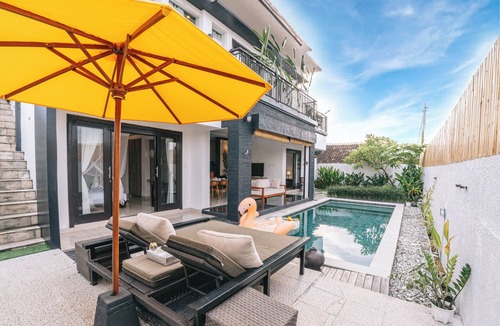 Kerobokan Villa | Affordable 3BR Private Pool Villa near Seminyak & Canggu