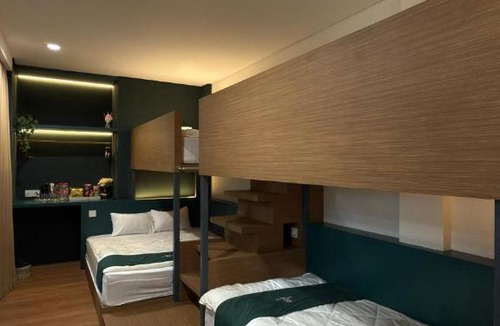 Prawirotaman House | Agung Guest House by RF