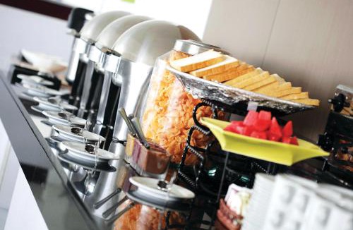 Bekasi Hotel | Amaris Hotel Bekasi Barat
