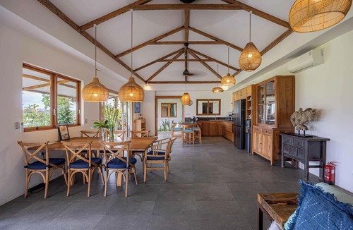 Umalas Villa | Amazing Rice-Field VIEW 3BR Villa 9px Next To Canggu