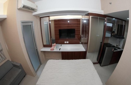 Bekasi Timur Apartment | Apartemen Transpark Juanda By Amerilisroom