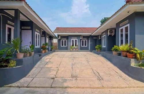 Megamendung Hotel | Aqilakost Gadog Puncak Bogor