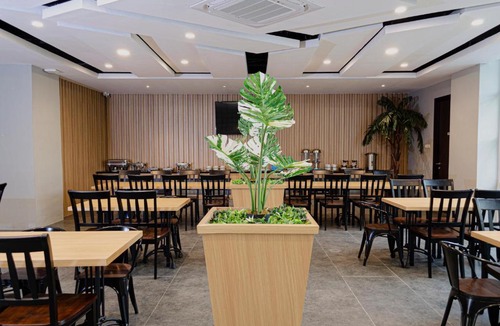 Manado City Centre Hotel | Arcadia Hotel Manado