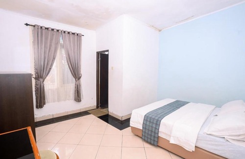 Cisarua Hotel | Aries Biru Hotel & Villa