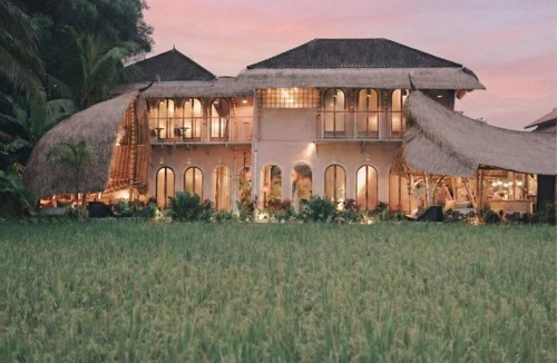 Kedewatan Hotel | Atelier Ubud Art Lofts