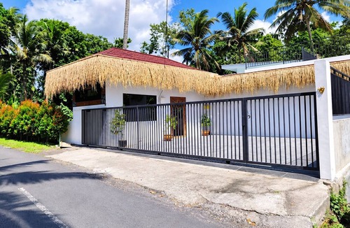 Melayang Villa | Bale Wari Ubud By Reccoma