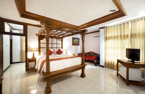 Lovina Hotel | Bali Taman Lovina Resort & Spa Suites