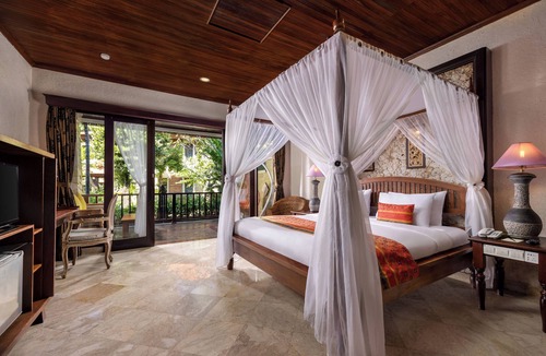 Kuta Selatan Hotel | Bali Tropic Resort & Spa