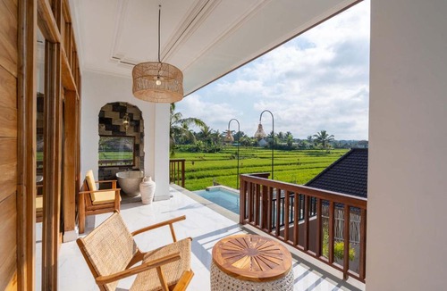 Sebatu Hotel | Barong Bali Villa with Floating Breakfast