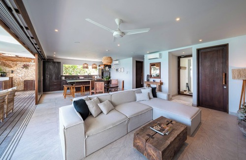 Jungut Batu Hotel | Batu Karang Lembongan Resort & Spa
