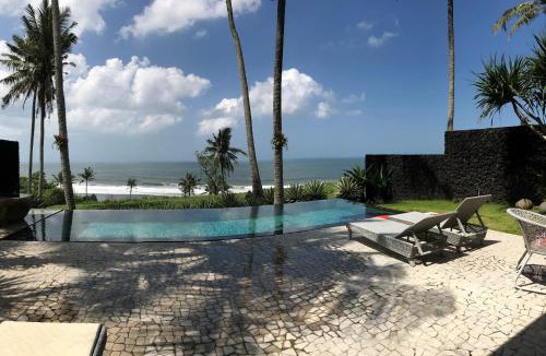 West Selemadeg Villa | Beachfront Villa