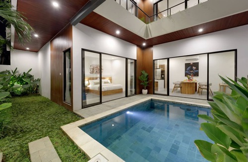 Kesiman Villa | Beachside Luxury 3BR Tropical B