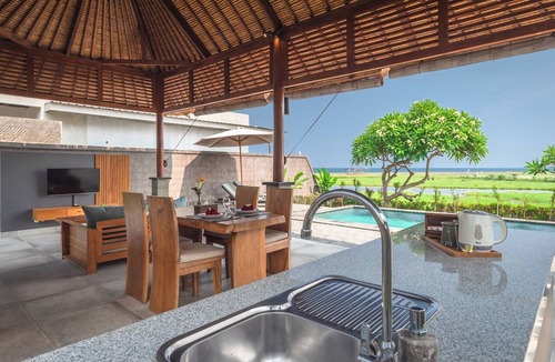 Buleleng House | Beautiful 1 Bedroom with Sea View in Buleleng