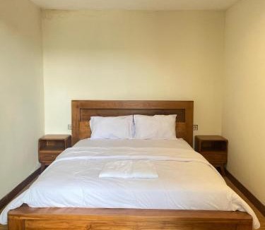 Candikuning Villa | Bedugul Lake View Inn