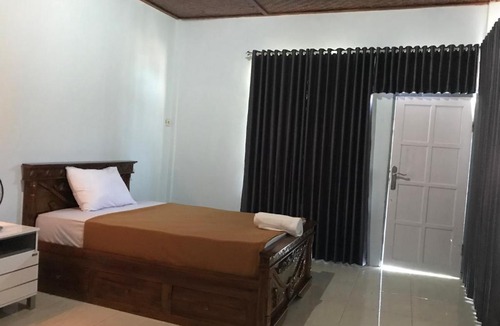 Kecamatan Montong Gading Resort | Bello Bungalow & Resto