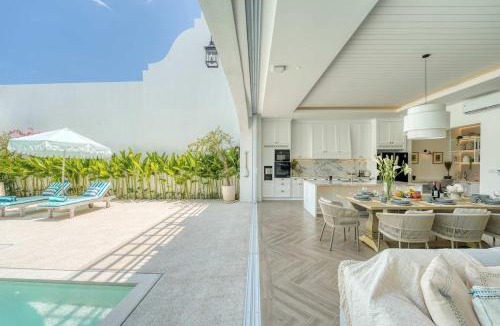Tumbak Bayuh Villa | Blance A1 Colonial 4BR Villa in Berawa