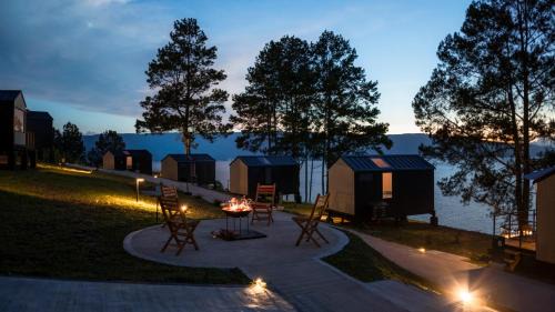 Ambarita Resort | Bobocabin Patra, Parapat