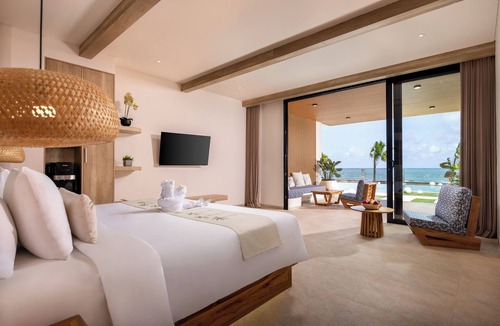 Kubutambahan Apartment | Bohemian Beachfront Apartments