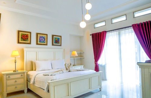 Klojen Hotel | Boutique B21 Malang, Azana Hotels Collection