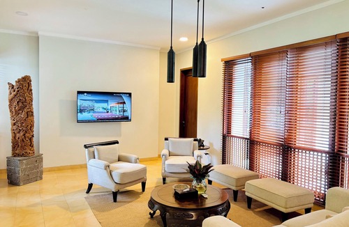 Kemenuh Hotel | Bumi Kinar Heritage