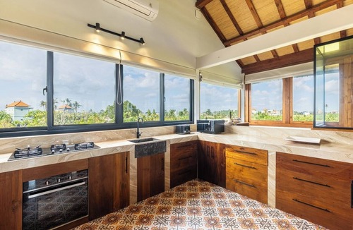 Munggu Villa | Canggu 3BR Villa - Pool and Panoramic Paddy Views
