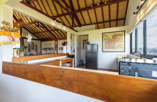 Munggu Villa | Canggu 3BR Villa - Pool and Panoramic Paddy Views