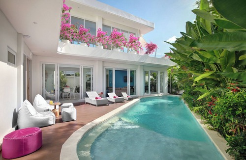 Berawa Villa | Canggu LuxXE: Endless Sunshine in SUPERB BeachHouse ideal for Families & Friends