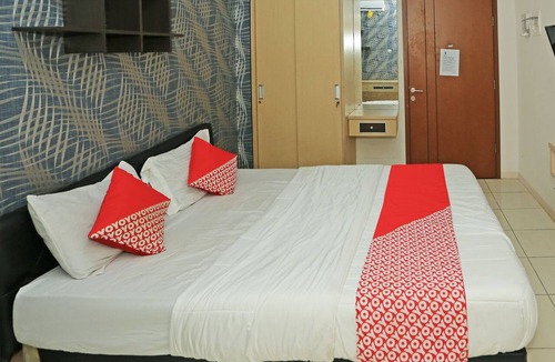 South Tangerang Hotel | Capital O 92971 Pelangi Residence