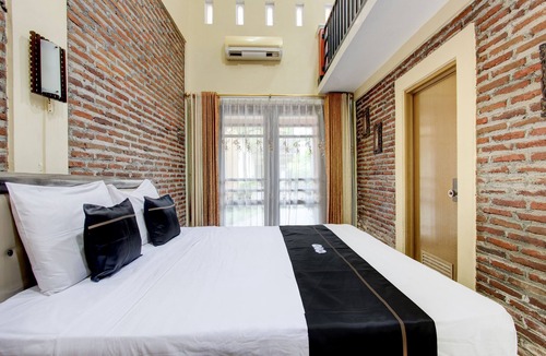 Ngemplak Hotel | Capital O 93716 Family Guesthouse Syariah