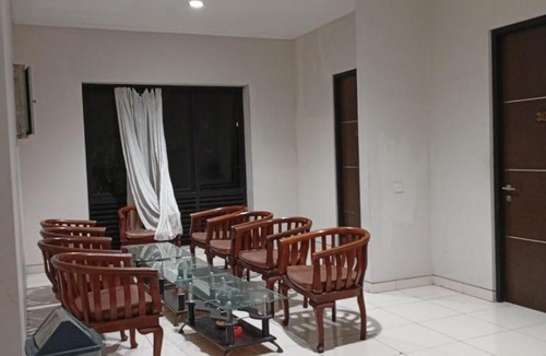 Surabaya House | Carica Residence By PLUM Hotels