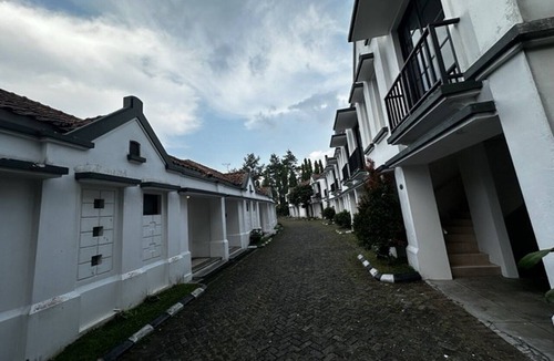 Setiabudi House | Casa D'Ladera Bandung Twin Suite