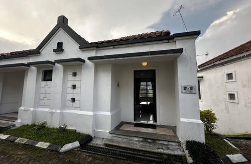 Setiabudi House | Casa D'Ladera Twin + Direct Parking