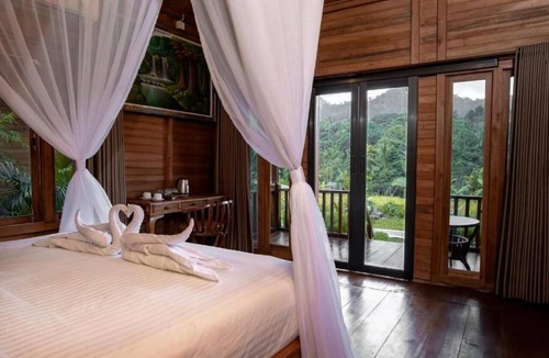 Sidemen Villa | Cassowary Villas Sidemen by AGATA