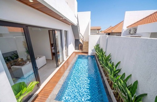 Sanur Villa | Chic 2BR Villa in 300m to the Ocean w Pool+Rooftop