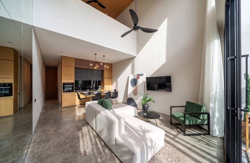 Umalas Villa | Chic 3BR Townhouse Beach Nearby Pool Umalas