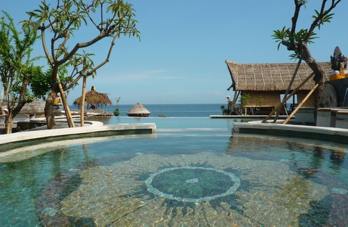 Purwakerti Villa | Classic Beach Villas