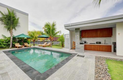 Beraban Villa | Close to Beach Paddy View 6BR Villa with Billiard