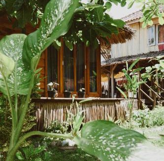 Tanjung Setia Hotel | Cocochill Surfhouse