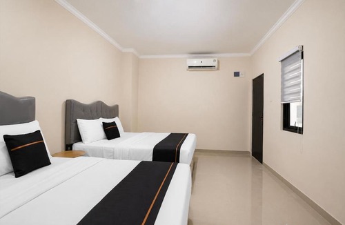 East Jakarta Hotel | Collection O near Stasiun Cawang formerly Griya Harita Syariah