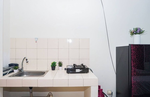 Depok Apartment | Comfortable Living In Studio Room At Apartment Margonda Residence 3